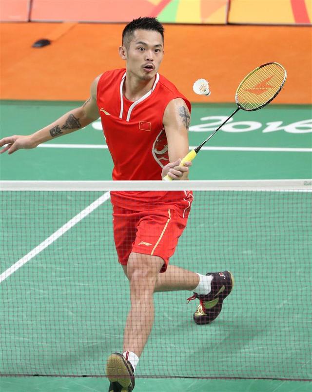 士队的较量 士队的较量