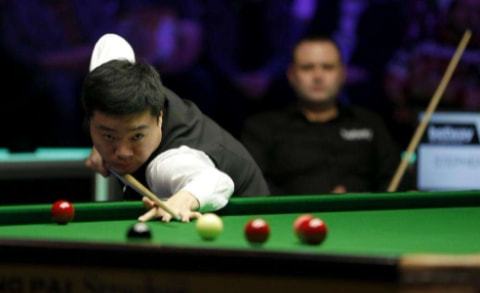 场上更多精 场上更多精