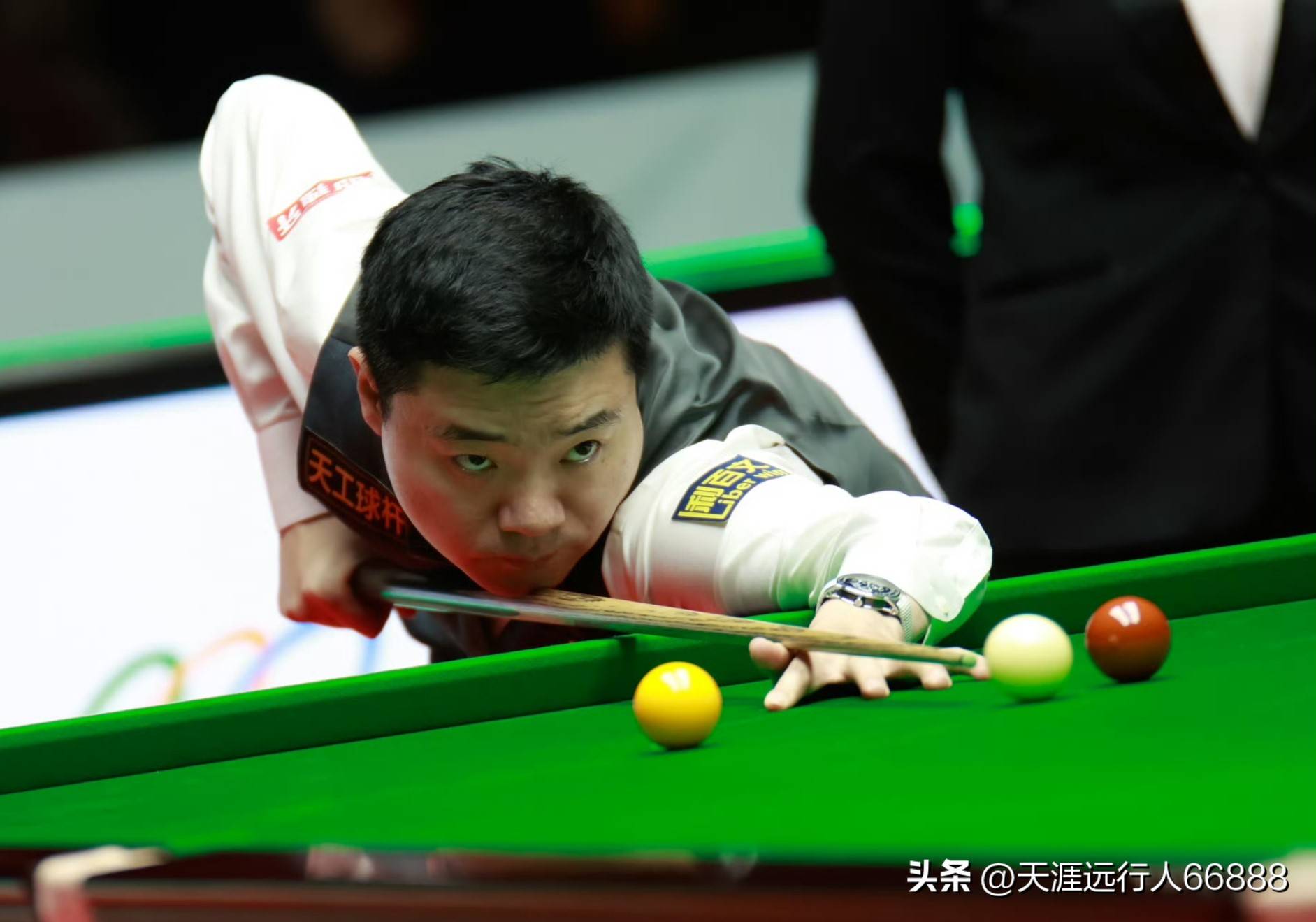 最终以微弱 最终以微弱