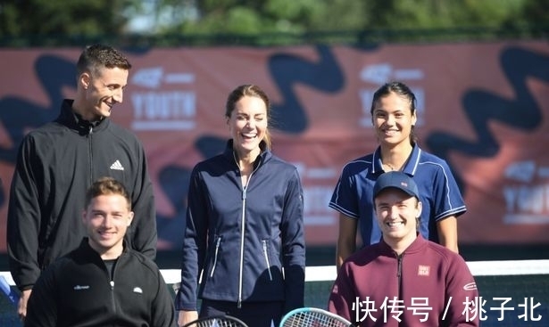 却出现在最 却出现在最