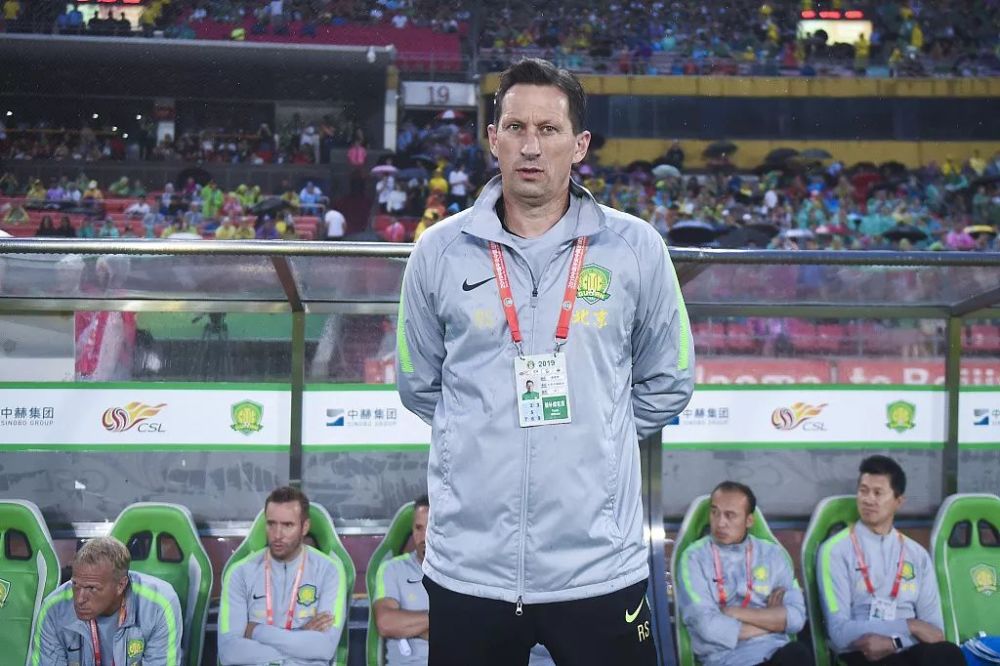 几年再攀高 几年再攀高